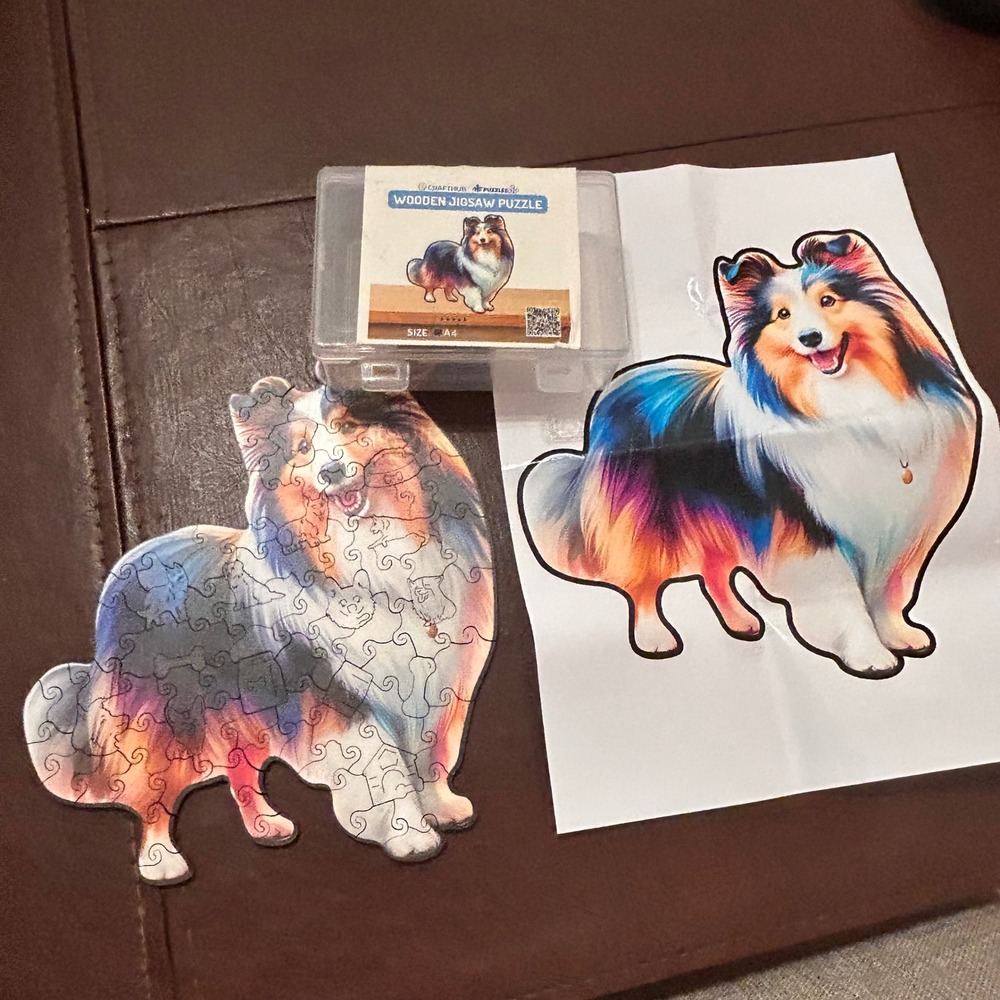 CraFTHub Wooden Jigsaw Puzzle Sheltie Shetland Sheepdog Dog Shape A4  w/ Case
